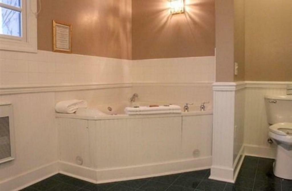 County Clare Inn มิลวอกี ภายนอก รูปภาพ