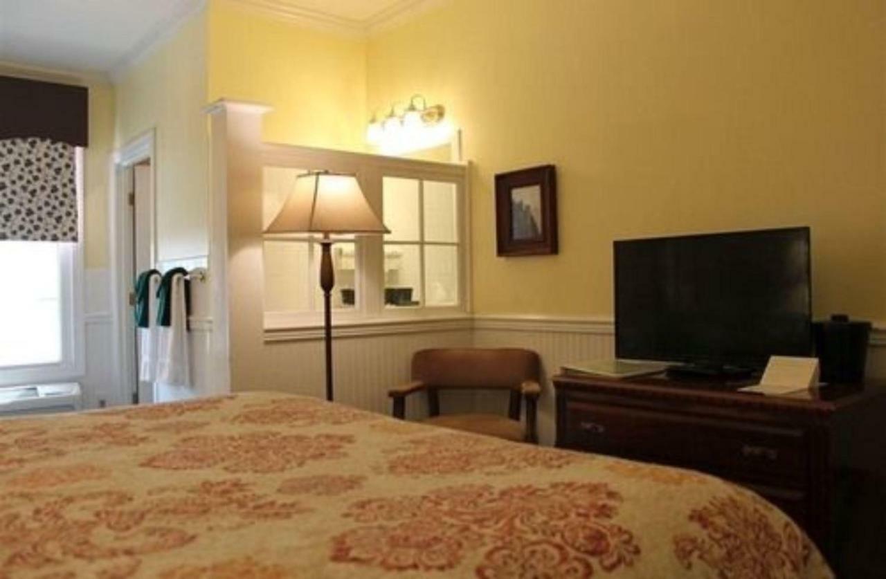 County Clare Inn มิลวอกี ภายนอก รูปภาพ